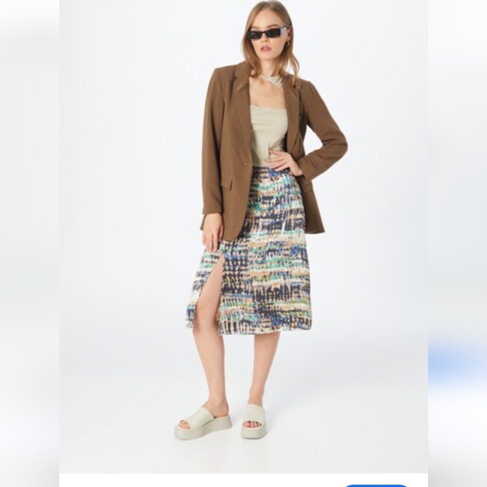 Vero moda button skirt
